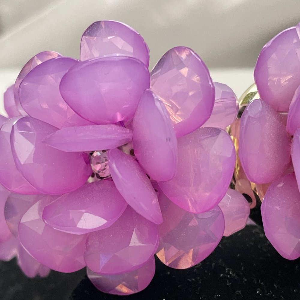 Purple and goldtone acrylic bracelet - Picture 5 of 6